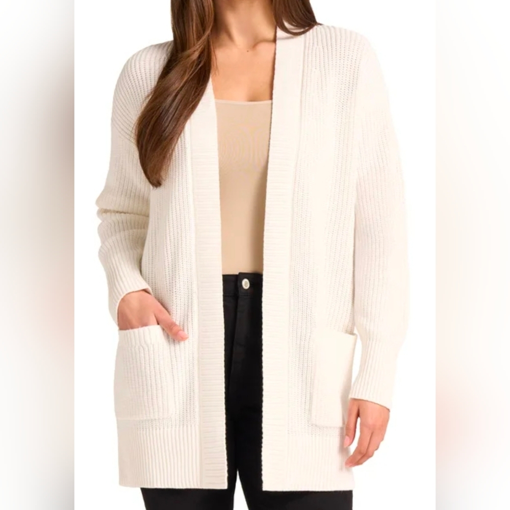 NWT MAX & MIA Cozy & Elegant Ivory Knit Open Front Long Cardigan. Size Medium.